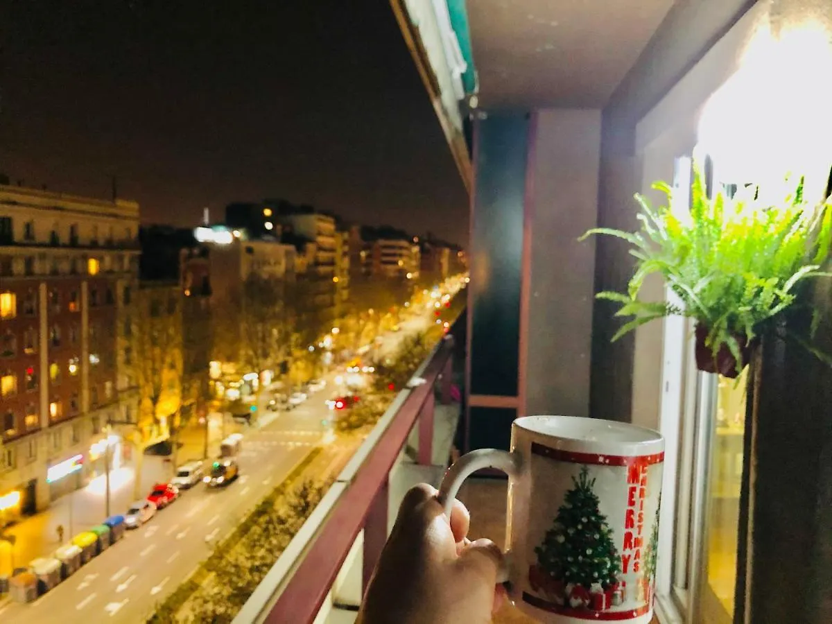 Your Second Home In Barcelona With Private Room And Private Bathroom Close To Montjuic, Pl Espana, La Rambla, Ferry Port Spanien