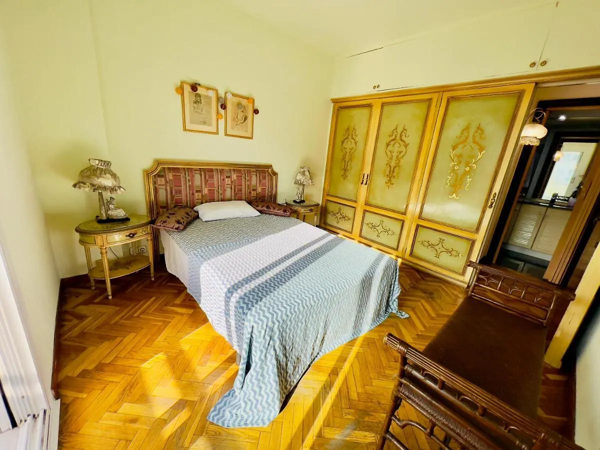 Your Second Home In Barcelona With Private Room And Private Bathroom Close To Montjuic, Pl Espana, La Rambla, Ferry Port의 연락처