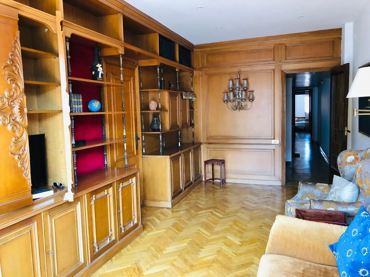 Your Second Home In Barcelona With Private Room And Private Bathroom Close To Montjuic, Pl Espana, La Rambla, Ferry Port